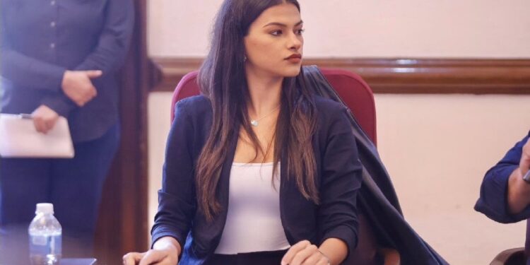 MC y Melissa Mireles a favor de la reforma de la Ley de Tránsito