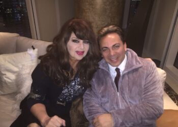 Olga Breeskin da declaraciones tras la ruptura de la relación de su ahijado, Cristian Castro