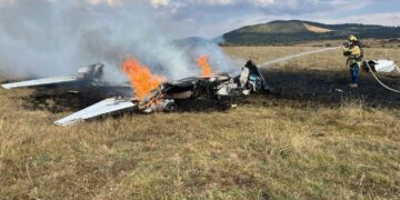 Seis personas resultan heridas tras desplomarse una avioneta en Purépero, Michoacán