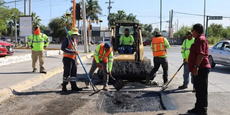 Plan Emergente de Bacheo avanza al 60% y atenderá 15 nuevos puntos clave para rutas de transporte