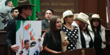 Tras asesinato de Carlos Manzo, Movimiento del Sombrero busca consolidarse como partido nacional