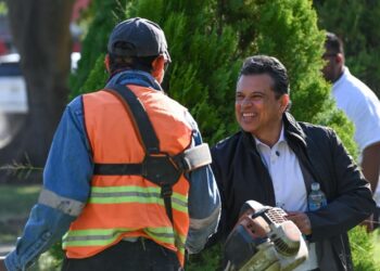 Municipio de Victoria inicia preparación de espacios públicos para la temporada navideña