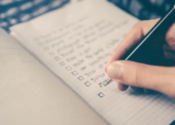 Mexicanos priorizan estabilidad, viajes y pagar deudas en sus finanzas