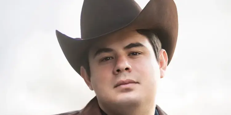 Alfredo Olivas está por culminar sus últimas presentaciones después de anunciar su pausa indefinida en su carrera