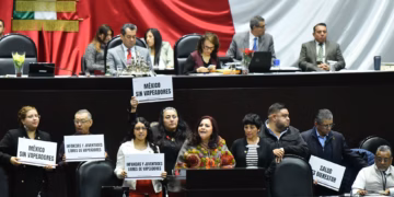 Diputados avalan prohibición de vapeadores con penas de hasta 8 años