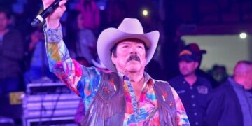 “Me están llamando allá arriba”: Lalo Mora preocupa a sus fans con sus declaraciones.