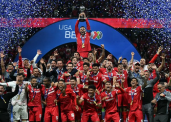 Toluca es bicampeón: vence a Tigres en penales y levanta el Apertura 2025