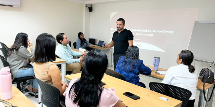 CANACO Victoria promueve afiliación y respaldo al comercio local