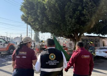 Tanque de gas con riesgo de fuga en zona urbana