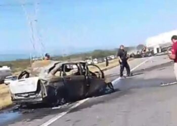 Accidente con pipa y tráiler en carretera Victoria-Zaragoza Tamaulipas