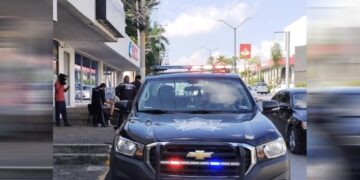 Agentes de tránsito operan durante vacaciones decembrinas en Tampico