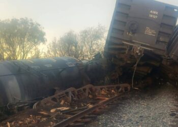 tren de carga descarrilado en Nogales Sonora