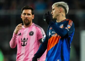 Luca Orellano en acción con Rayados en partido reciente