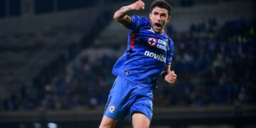 Ignacio Rivero despidiéndose de Cruz Azul