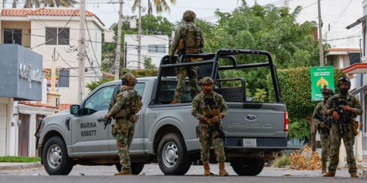 Reunión de empresarios y líderes en Sinaloa