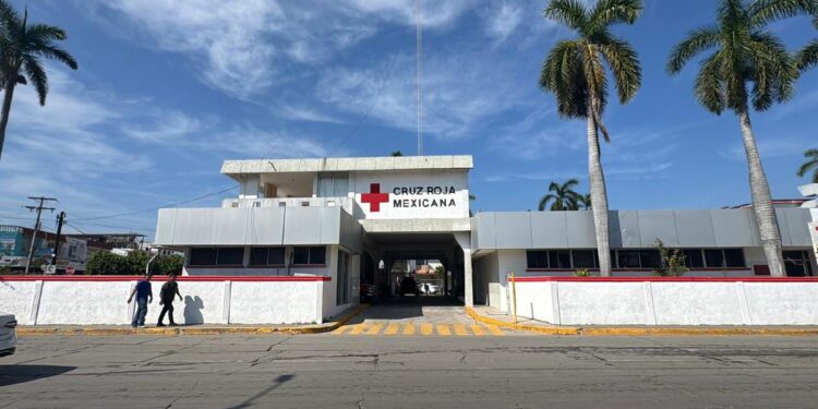 Ambulancia de Cruz Roja en Tamaulipas operando en zona sur