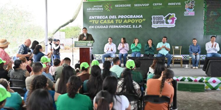 Gobernador Ricardo Gallardo anuncia lotes gratuitos familias potosinas