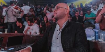 Gerson Leos en concierto con Banda MS