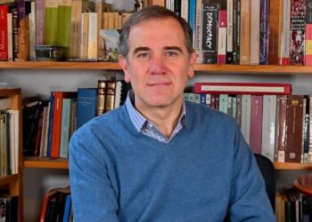 Lorenzo Córdova comentando reforma electoral 2026