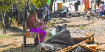 Migrantes venezolanos reflexionando sobre situación política