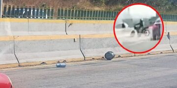 Motociclista abandona cuerpo en autopista México-Cuernavaca