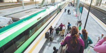 Mantenimiento de vías del Tren Maya en tramos 1 a 4