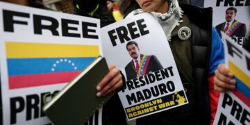 Claudia Sheinbaum pide juicio justo para Nicolás Maduro