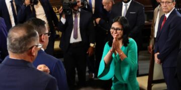 Delcy Rodríguez jura como presidenta de Venezuela ante Asamblea Nacional