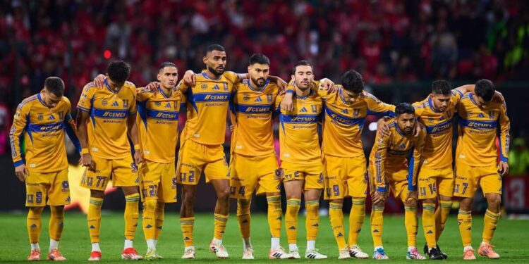 Jugadores de Tigres en pretemporada de futbol