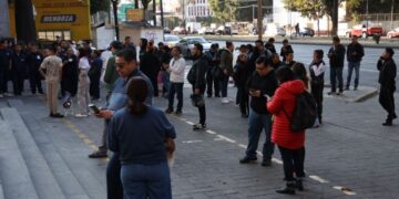 mapa de epicentro y réplicas del sismo en Guerrero