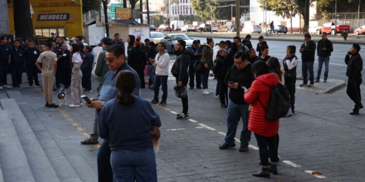 mapa de epicentro y réplicas del sismo en Guerrero