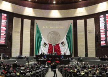 Ricardo Monreal en conferencia sobre reforma electoral