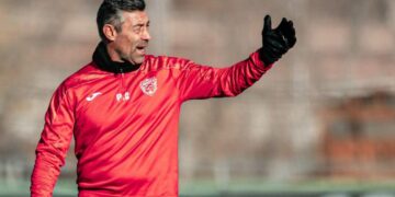 Pedro Caixinha entrenador de FC Juárez en conferencia