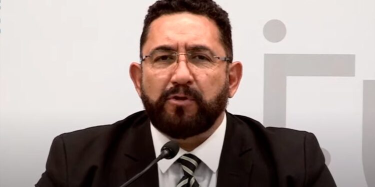 Ulises Lara en evento oficial Fiscalía FGR