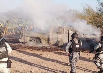 vehículo blindado y armas aseguradas por Guardia Nacional