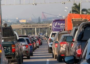 Tráfico saturado en Puente Tampico y Libramiento Altamira