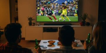 Partido de fútbol de la Liga MX Clausura 2026 en acción