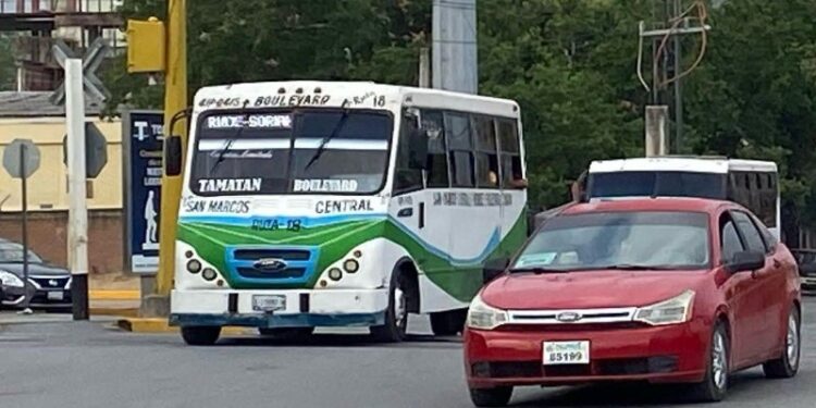 Unidad de transporte público en Tamaulipas