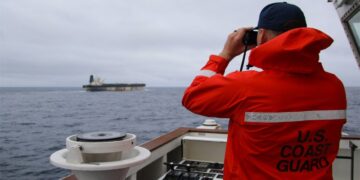 Petrolero ruso incautado en el Atlántico por Estados Unidos