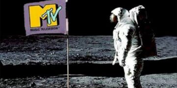 Logo clásico de MTV sobre fondo negro