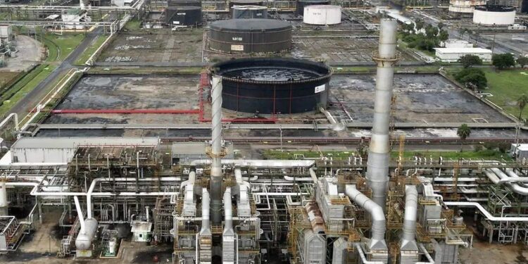 Planta de gas y oficinas de Pemex en Tamaulipas