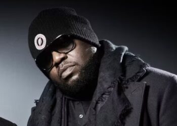 Calbo, rapero francés y miembro de Ärsenik en concierto