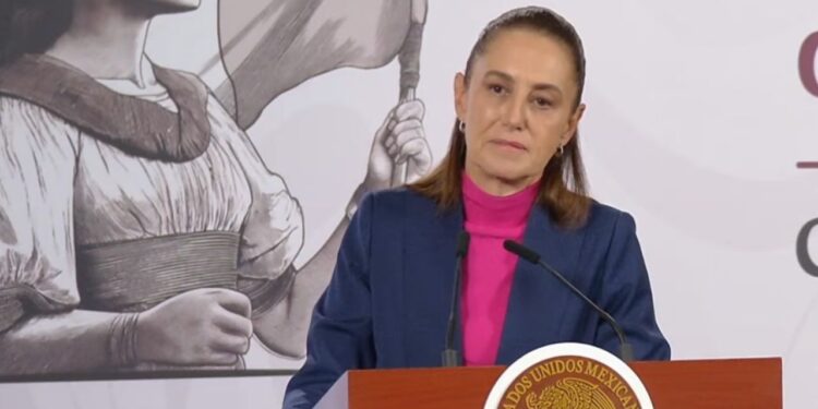 Alejandro Gertz Manero en evento oficial