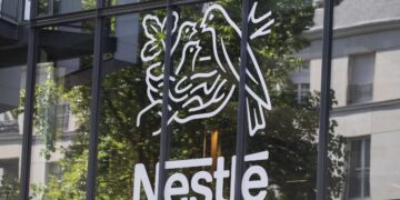 Productos de leche infantil retirados por Nestlé por contaminación