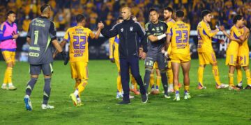 Partido de futbol con ausencia de nuevos fichajes de Tigres y Mazatlán