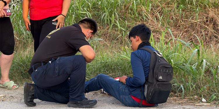 Accidente motocicleta y camioneta choque carretera Mante Victoria