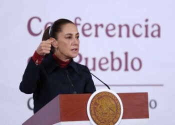 Claudia Sheinbaum durante conferencia matutina sobre soberanía