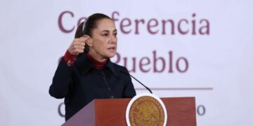 Claudia Sheinbaum durante conferencia matutina sobre soberanía