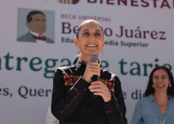 Claudia Sheinbaum durante visita oficial en Tlaxcala