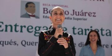 Claudia Sheinbaum durante visita oficial en Tlaxcala